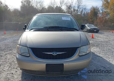 2003 Chrysler Town & Country Lx z USA, uszkodzony, nr VIN 2C4GP44363R243523